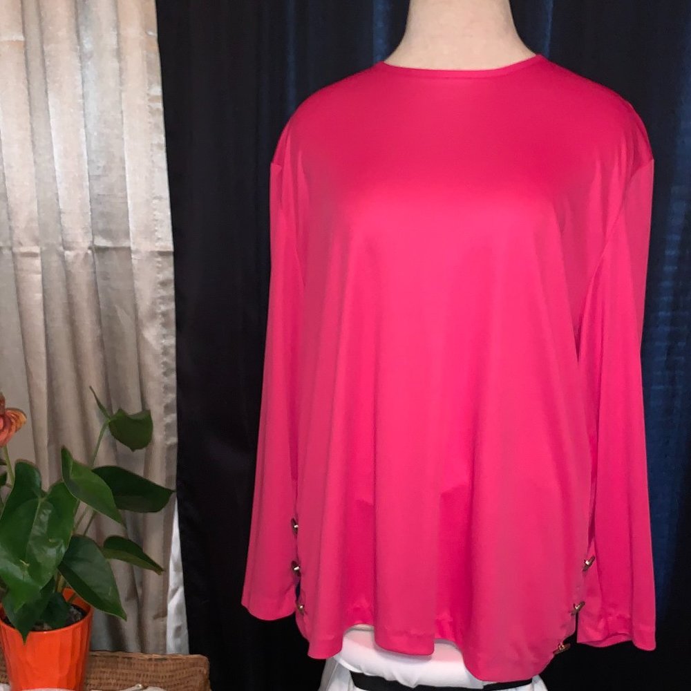 Hot pink top